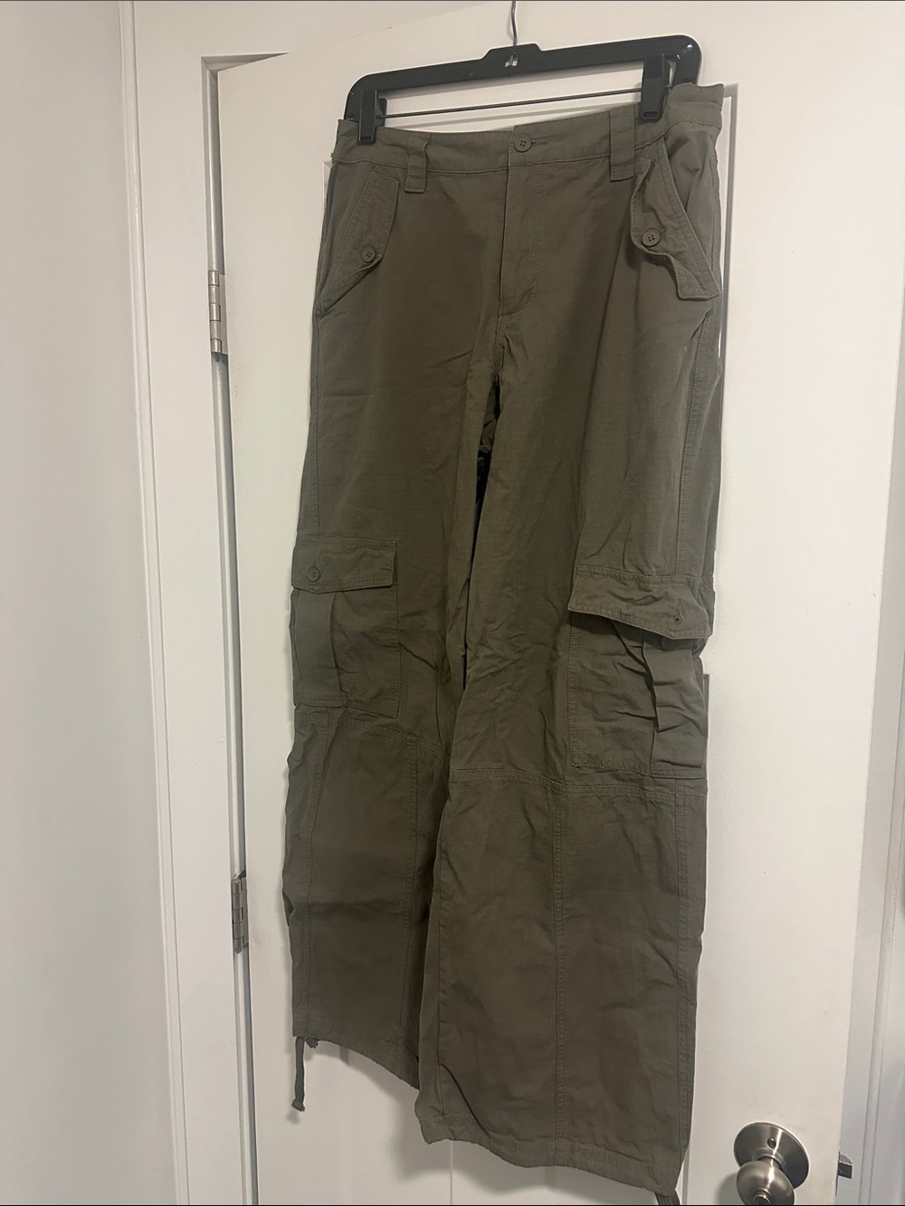 RSQ Olive Cargo Pants with Multi-Pocket Utility Design
